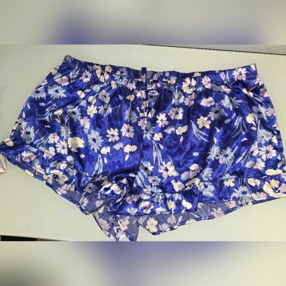 Adore Me Satin Luana Pajama Cami & Short Set Light Pink & Floral Purple Plus 2X - Picture 10 of 13